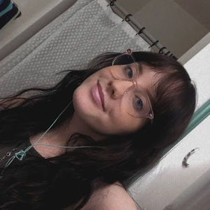 Meet your Posher, Caitlyn